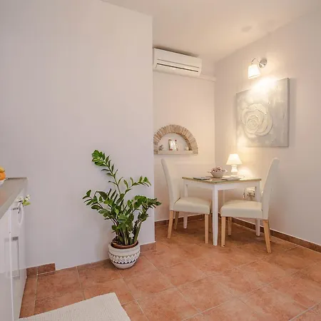 Javor Apartman *
